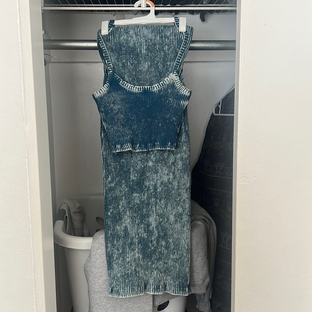Zara Ribbed Two Piece tank and Skirt set